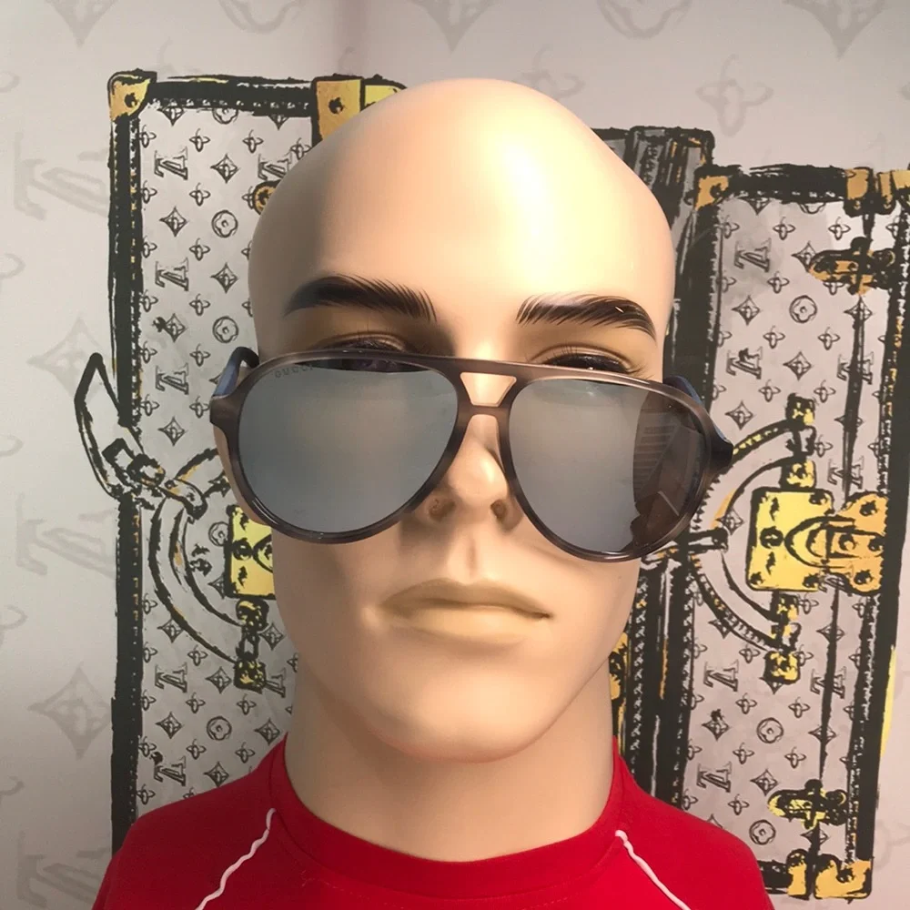 ✨ Authentic Gucci GG0423S 010 Sunglasses – Havana Blue Grey Frame ✨